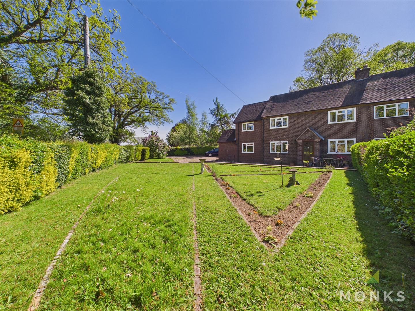 70 The Leasowes, Shrewsbury, SY5 9LU For Sale
